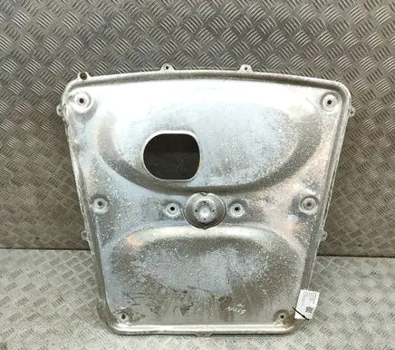 BMW M3 F80 Engine splash shield/under tray 2284631