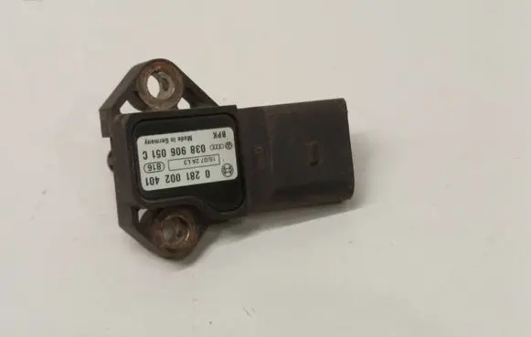 Volkswagen PASSAT B6 Air pressure sensor 038906051C