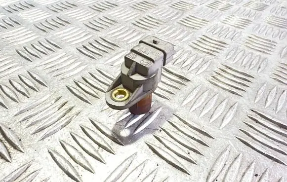 Mercedes-Benz C W203 Camshaft position sensor A0041531328