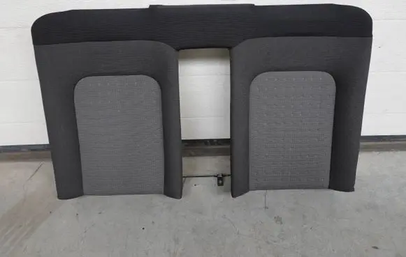 Volkswagen New Beetle Second row seats 1Y0885775A