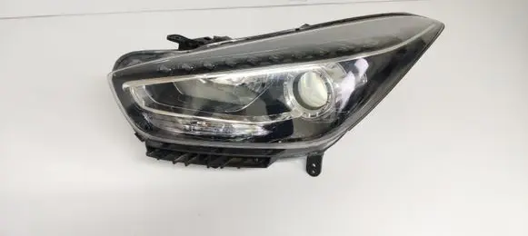 Hyundai i40 Headlight/headlamp 921013Z560