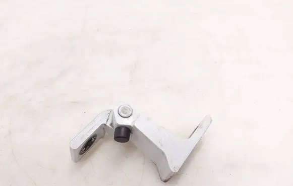 Porsche Cayenne (9Y0 9Y3) Front door lower hinge 8S0833404E 8S0833406A