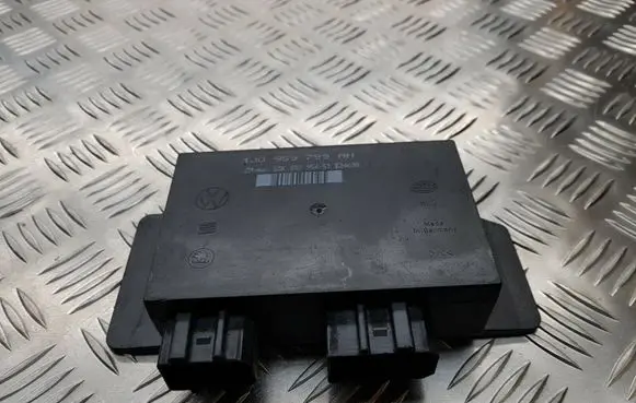 Volkswagen Golf IV Comfort/convenience module 1J0959799AH