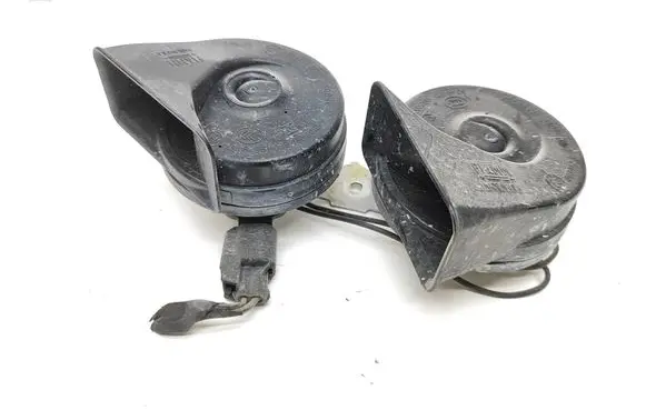 Ford Mustang VI Horn signal FR3T13A803DA 1454A1