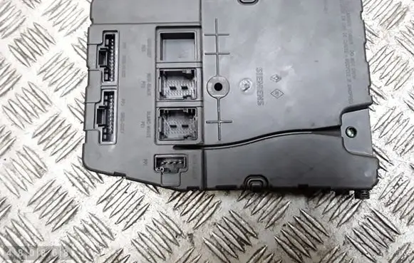 Renault Scenic RX Engine control unit/module 8200433201