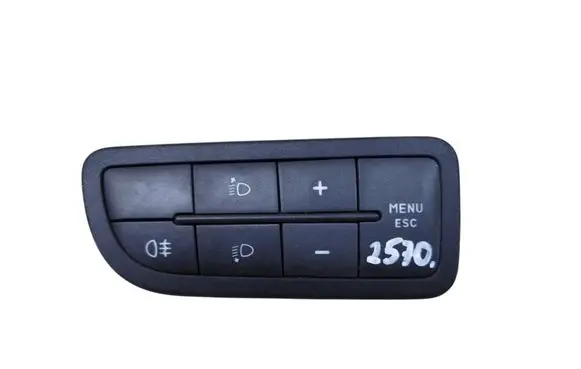 Fiat Grande Punto Headlight level height control switch 735367268