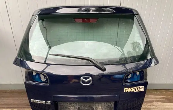 Mazda 2 Tailgate/trunk/boot lid