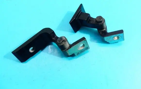 Rear door hinge set