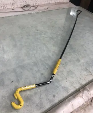 Seat Arona Engine bonnet/hood prop rod/strut 