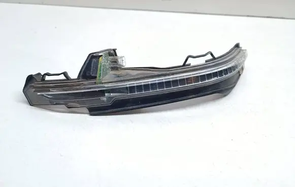 Audi Q7 4M Mirror indicator light 4M0949101