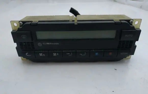 Volkswagen PASSAT B5 Interior fan control switch 