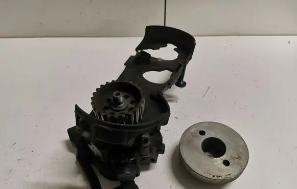 Audi A5 8T 8F Fuel injection high pressure pump 0445010154 0591307555