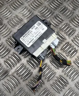 Mercedes-Benz B W246 W242 Parking PDC control unit/module A2469000005 030045833