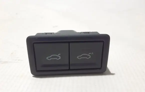 Tailgate opening switch