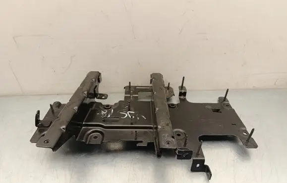 Peugeot 2008 II Battery tray 9847329180