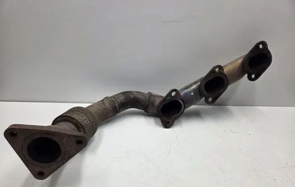 Jeep Grand Cherokee (WK) Exhaust manifold 5175746AA 68040710AA 68047815AA