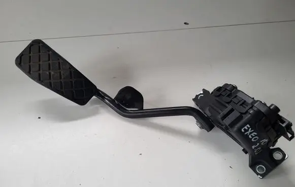 Seat Exeo (3R) Accelerator throttle pedal 8E2721523J