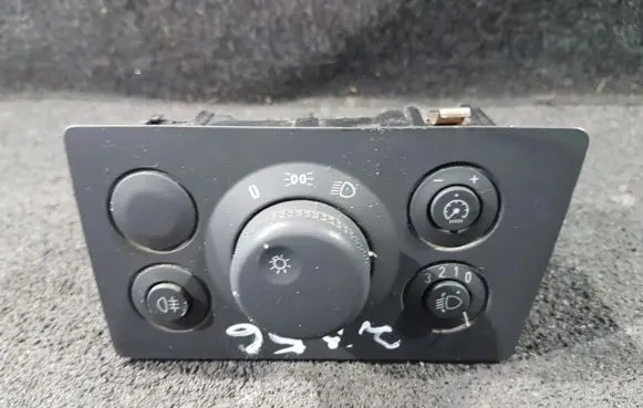 Opel Zafira B Light switch