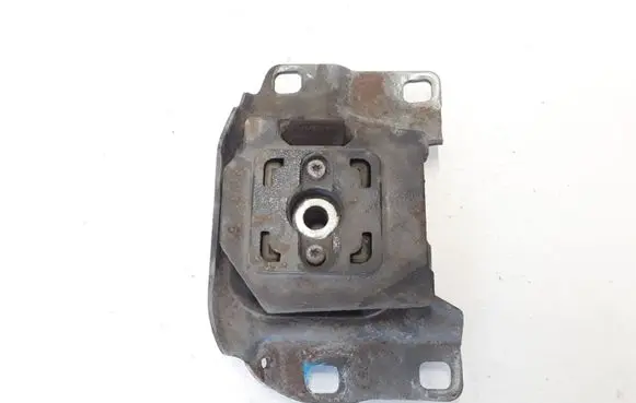 Volvo V50 Gearbox mount AV617M121AB