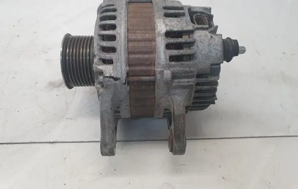 Mazda 6 Generator/alternator A2TJ0681A