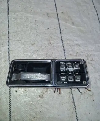 Jeep Cherokee Front door exterior handle Sw895500