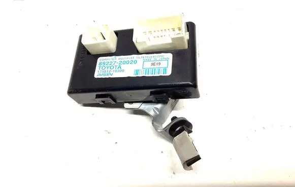 Toyota Avensis T270 Power steering control unit/module 8922720020