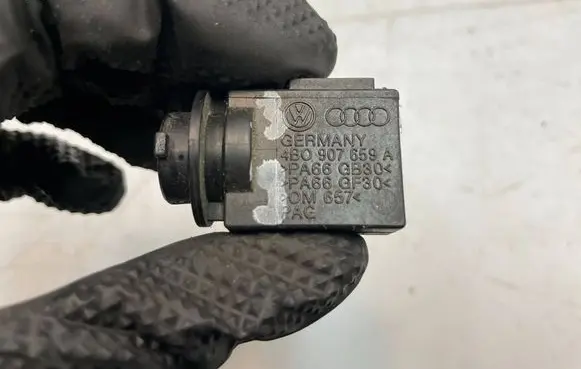 Audi A3 S3 A3 Sportback 8P Air quality sensor 4B0907659A