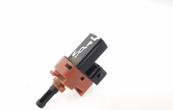 Clutch pedal sensor