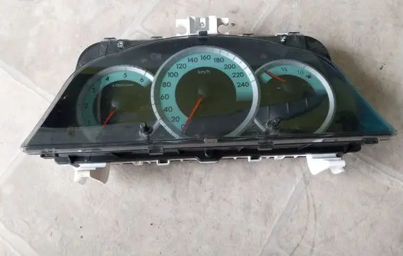 Toyota Corolla Verso AR10 Speedometer (instrument cluster) 838000F091