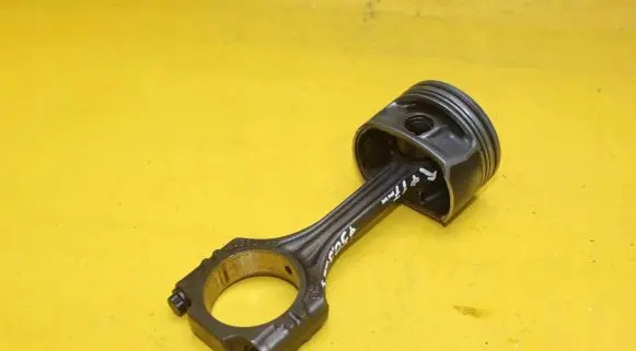 Piston with connecting rod
