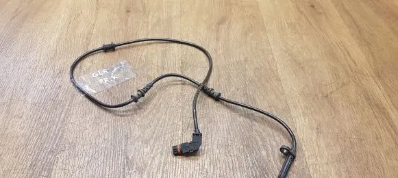 Mercedes-Benz GLE (W166 - C292) ABS brake wheel speed sensor A1669054002