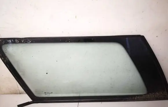 Opel Vectra B Rear side window as2