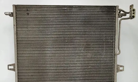 Mercedes-Benz R W251 A/C cooling radiator (condenser) A2515000054