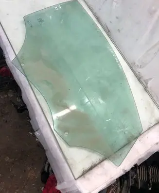 Mercedes-Benz EQA Front door window glass four-door 43r00050