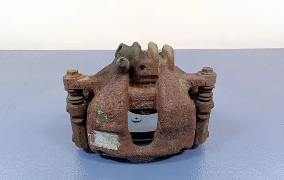 Peugeot 3008 I Front brake caliper