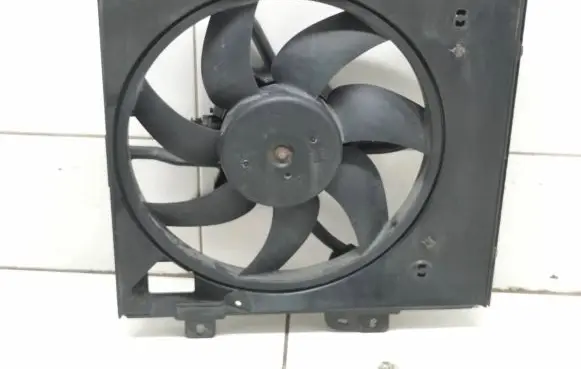 Citroen C3 Electric radiator cooling fan 9682902080 FS1576 M143208