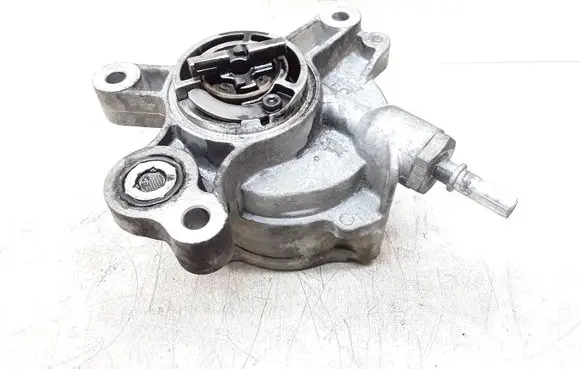 Volvo V70 Vacuum pump