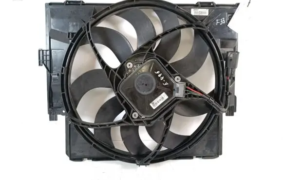 BMW 4 F32 F33 Radiator cooling fan shroud 8641963