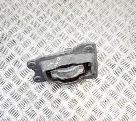 Volvo XC90 Engine mount bracket 31460883