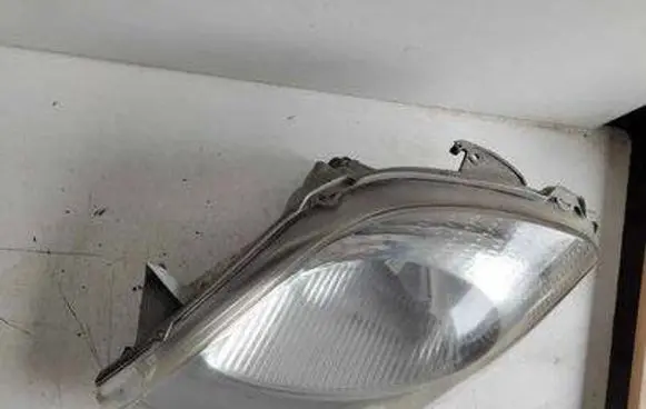 Opel Vivaro Headlight/headlamp 7700311371 91165719 89308690
