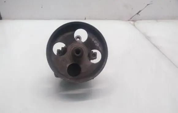 Citroen Xsara Picasso Power steering pump 9637000980