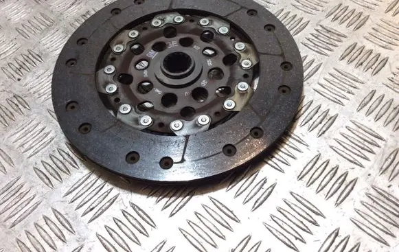Opel Zafira B Clutch pressure plate 09223223
