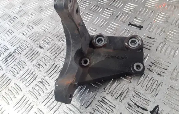 Dodge Journey Engine mounting bracket 06157015AC