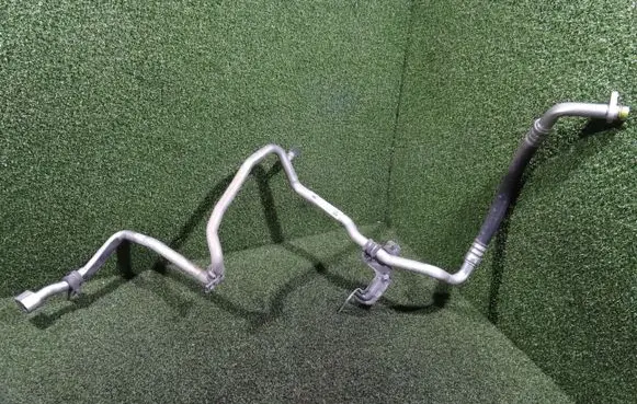 Renault Trafic III (X82) Air conditioning (A/C) pipe/hose 924804190R 93868381