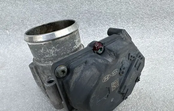 Hyundai i40 Throttle valve 5WY9174E 140128073516 351002A900