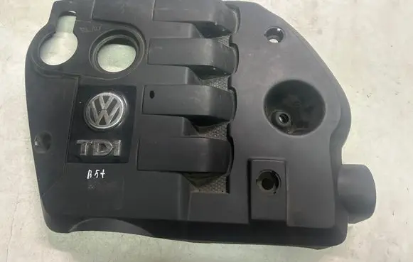 Volkswagen PASSAT B5.5 Engine cover (trim) 038103925BE 038103925ER 038103925