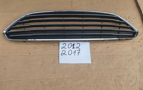 Ford Fiesta Front bumper upper radiator grill C1BB17B968A C8L6G
