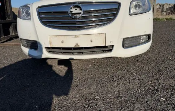 Opel Insignia A Front bumper 