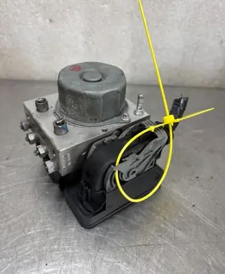 Renault Captur Master brake cylinder 476607341R