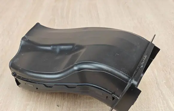 BMW X6 G06 Air intake duct part 7421700